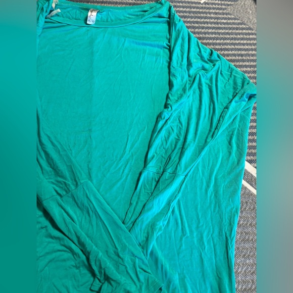 💘5 for $25 // Size 2XL Green Long Sleeve Blouse - Picture 4 of 10